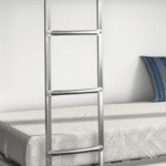 litera abatible con detalle de la escalera plegable