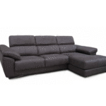 Sofá chaise-longue con asientos deslizantes y respaldos reclinables.