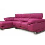 Sofá chaise-longue con asientos deslizantes y respaldos reclinables.