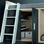 Litera tren con armario .