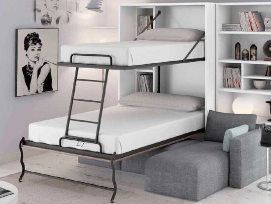 Litera abatible de matrimonio con cama superior.