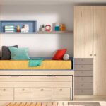 2 camas con cajones y escritorios